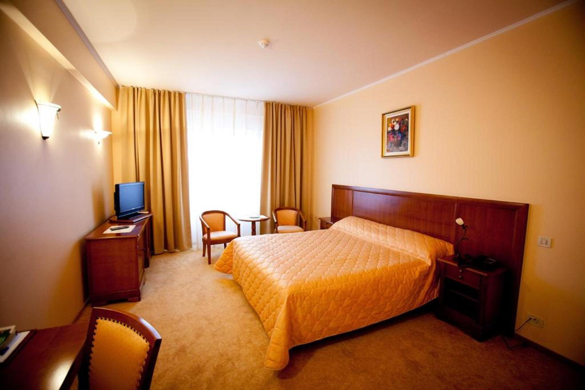 Hotel Maxim Oradea Zewnętrze zdjęcie