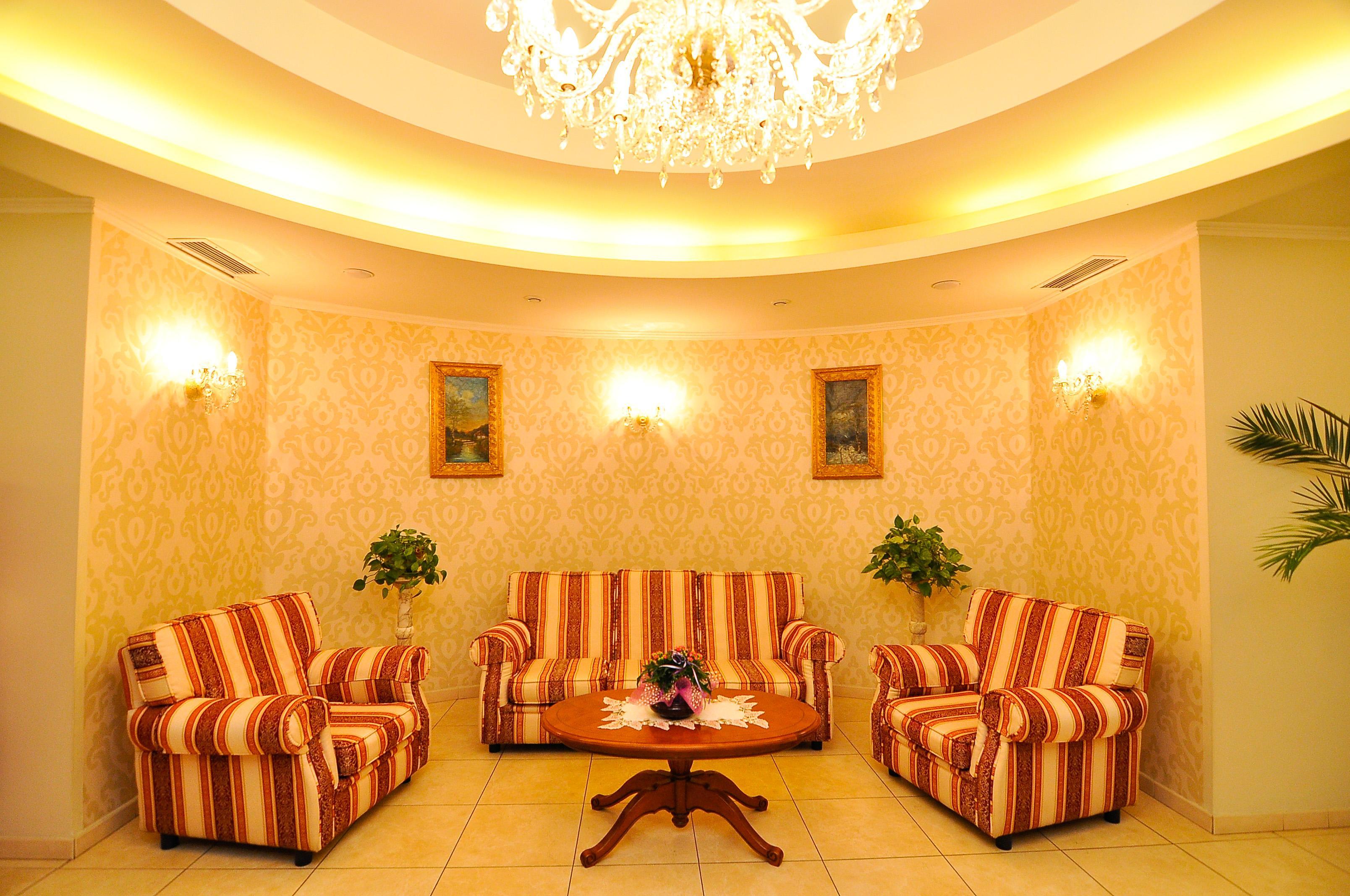 Hotel Maxim Oradea Zewnętrze zdjęcie