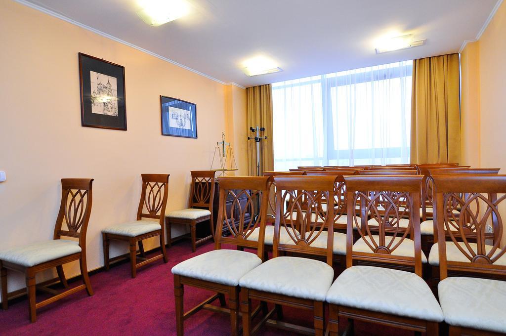 Hotel Maxim Oradea Zewnętrze zdjęcie